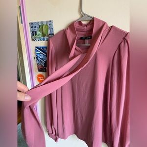 Cable & Gauge Pink Long Sleeve Blouse w/ Tie